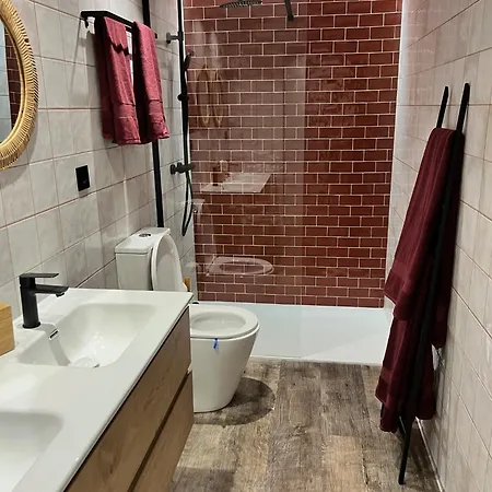 Apartamenticos El Tubo I شقة سرقسطة
