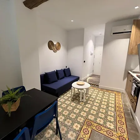 Apartamenticos El Tubo I * سرقسطة