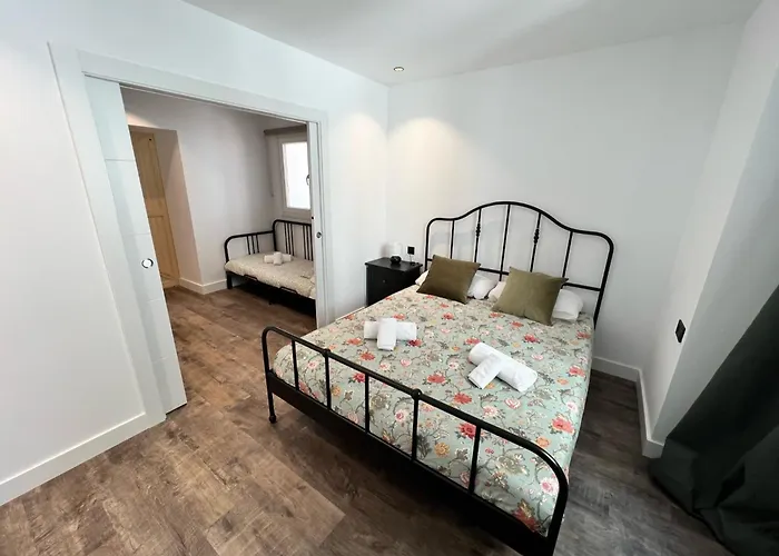 Apartment Apartamenticos El Tubo I Zaragoza